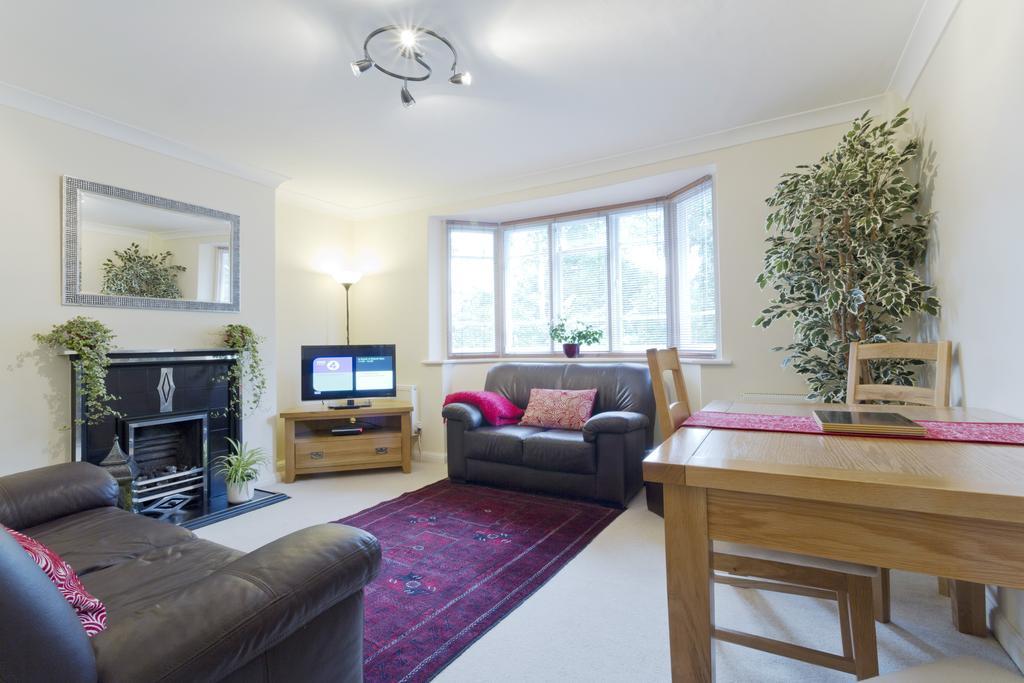 Poplar House Serviced Apartments York Exterior photo